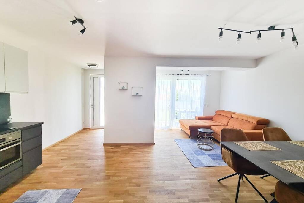 Family Suite Mörbisch am See Eksteriør billede